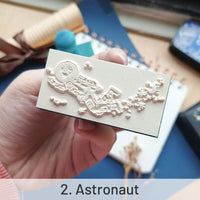 2.Astronaut