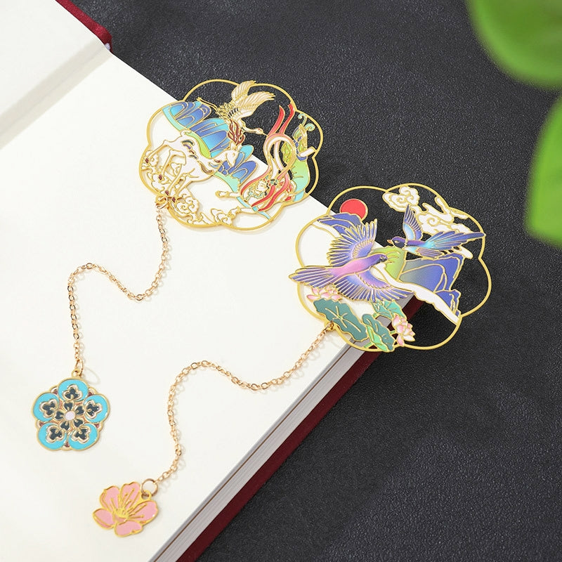 Vintage Style Brass Bookmarks in a Gift Box b3