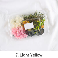 7. 연한 노란색