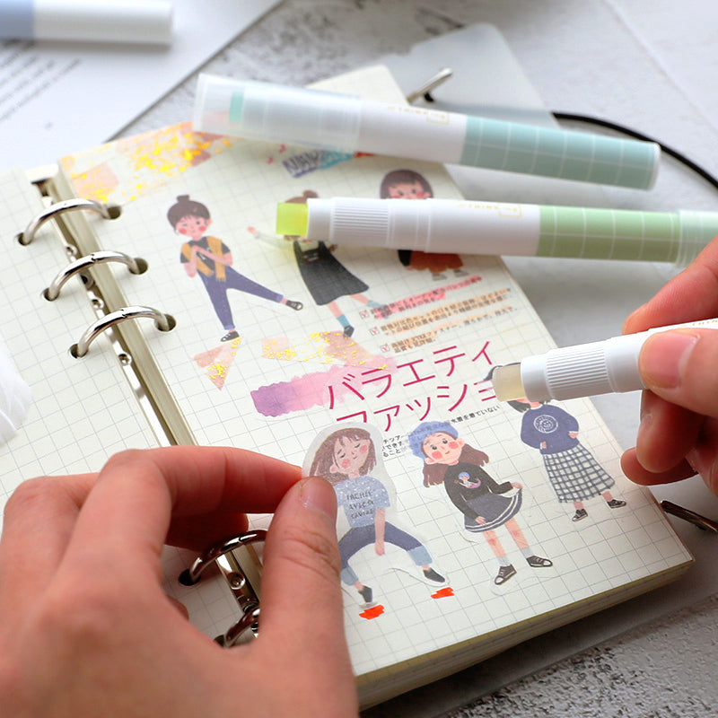 Pen Shaped Solid Glue with Stick Refills Pack b2